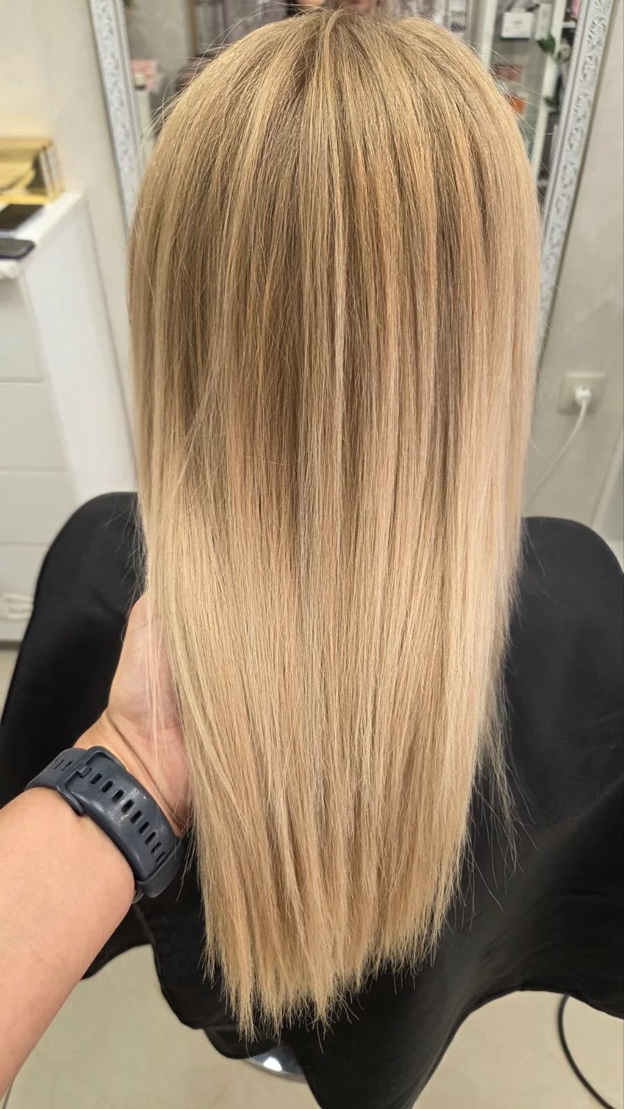 Euphoria Hair & Beauty Bar — работа от салона