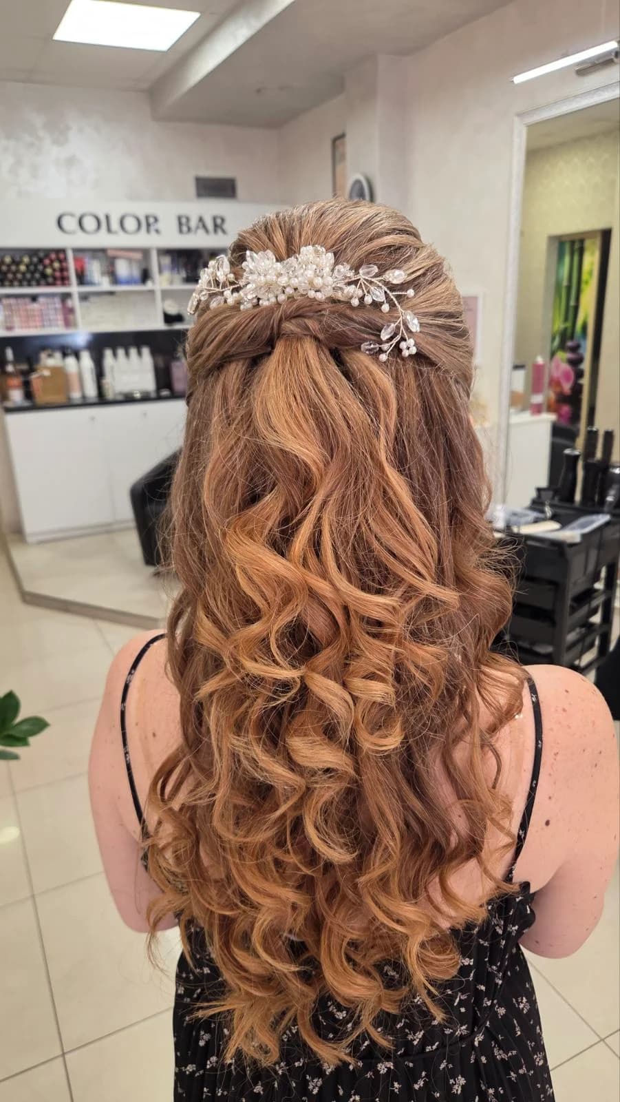 Euphoria Hair & Beauty Bar — работа от салона
