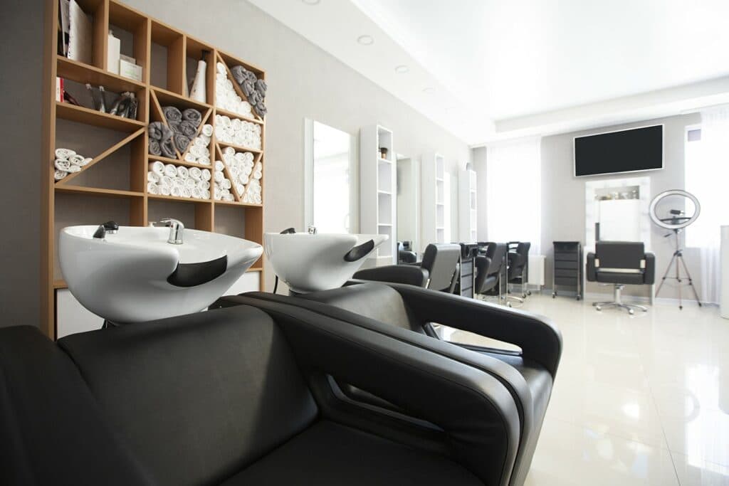 Измивна станция в салон Euphoria Hair & Beauty Bar, кв. Левски, Варна