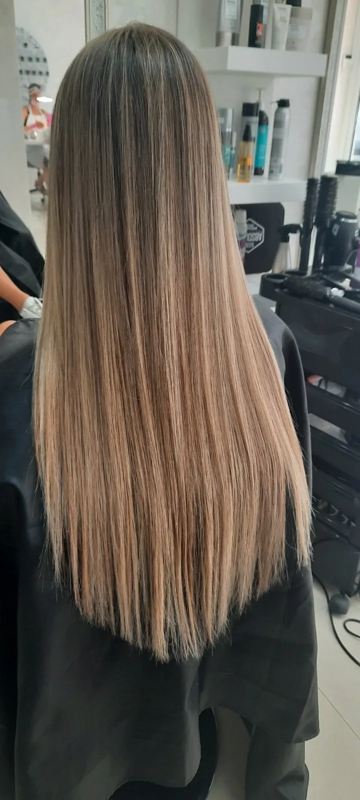 Euphoria Hair & Beauty Bar — снимка 18